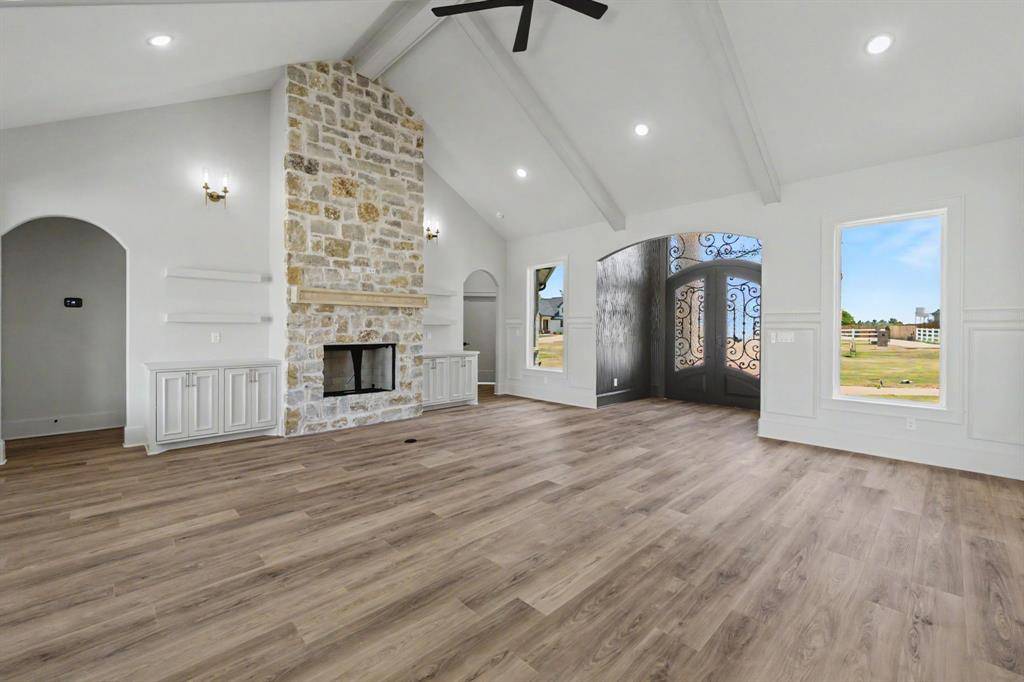 15703 County Road 436, Lindale, TX 75771