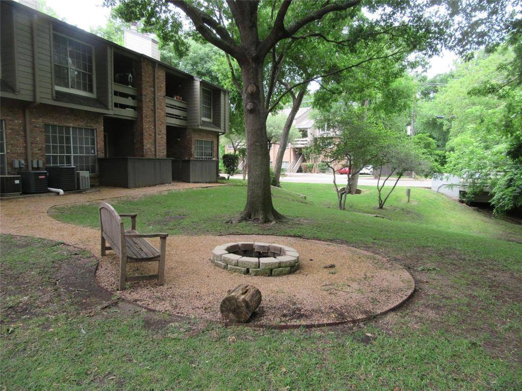 9801 Royal Lane #311, Dallas, TX 75231