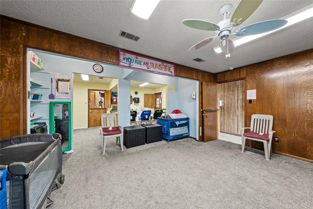 108 Deanna Drive, Robinson, TX 76706