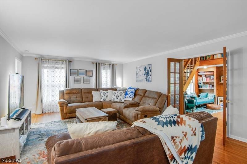 58 Musiker Ave, Randolph Twp., NJ 07869
