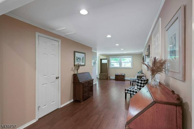 52 Stockton Rd, Summit City, NJ 07901