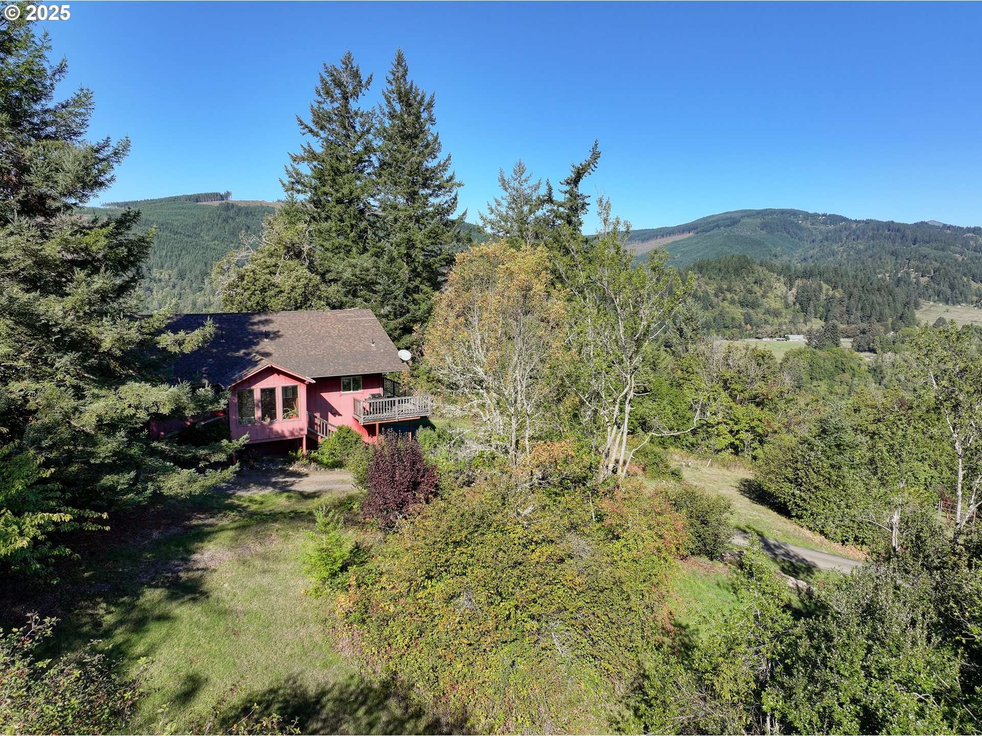 99608 S BANK CHETCO RD, Brookings, OR 97415