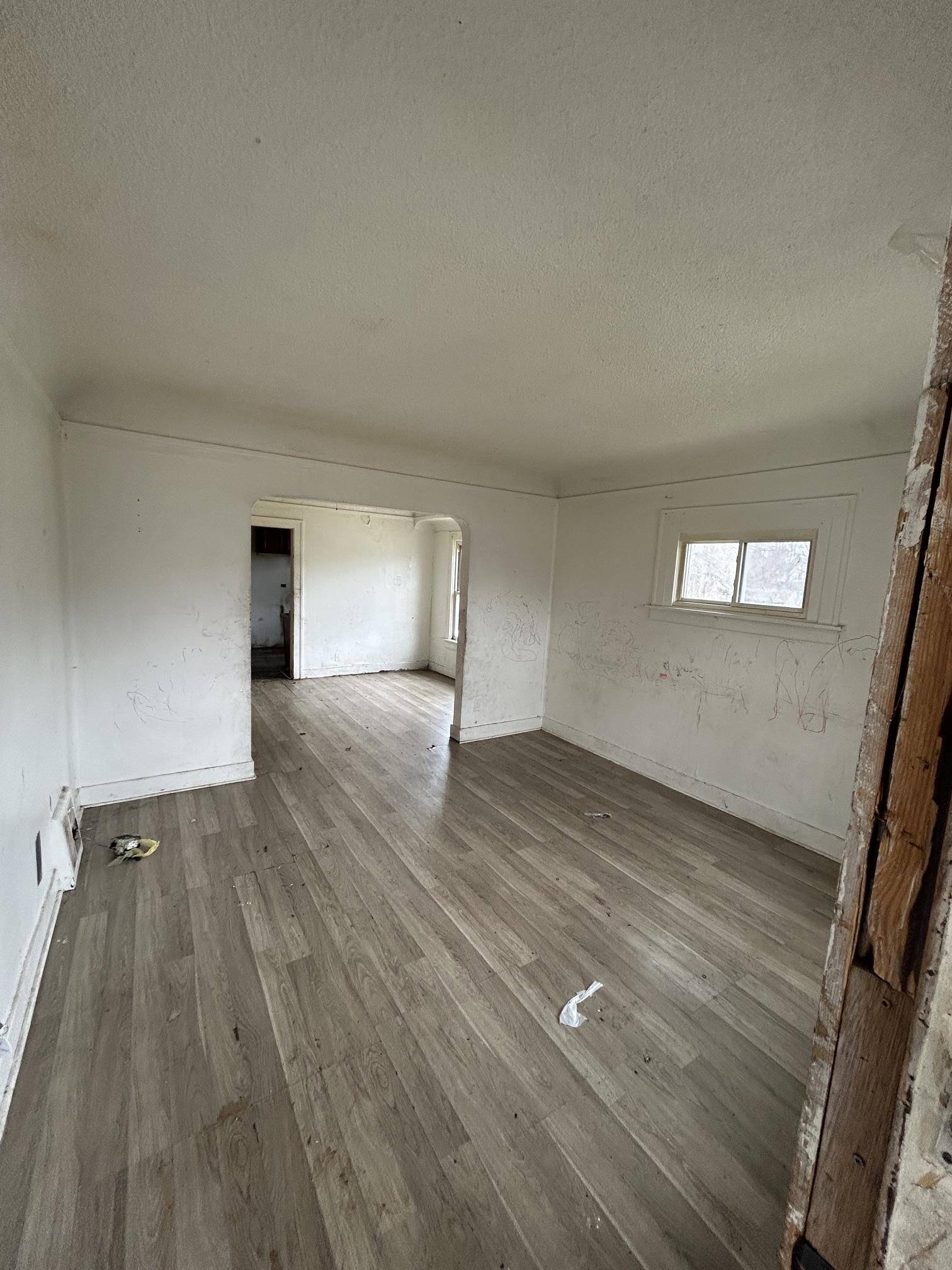 317 E Baltimore BLVD, Flint, MI 48505