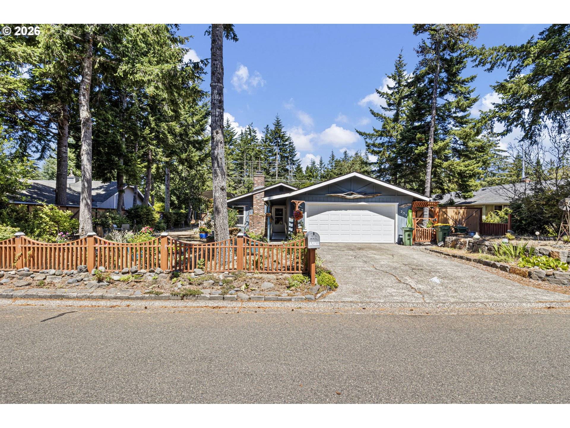 2333 24TH ST, Florence, OR 97439