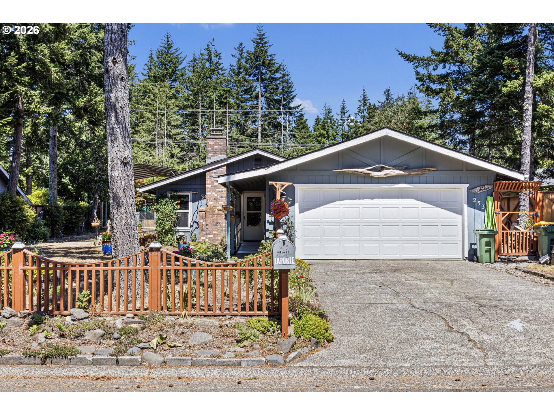 2333 24TH ST, Florence, OR 97439