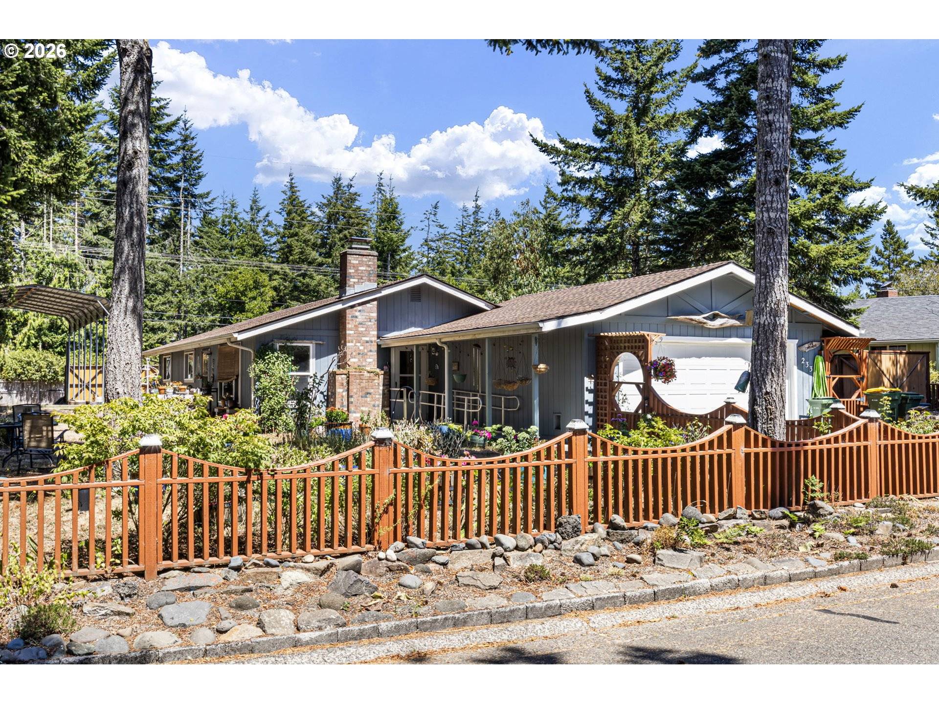 2333 24TH ST, Florence, OR 97439