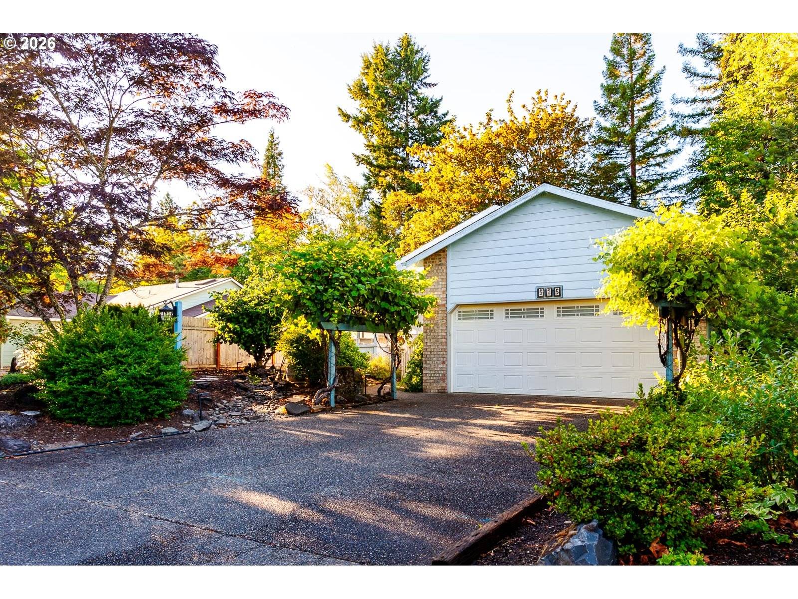 525 MILL STREAM WOODS, Stayton, OR 97383
