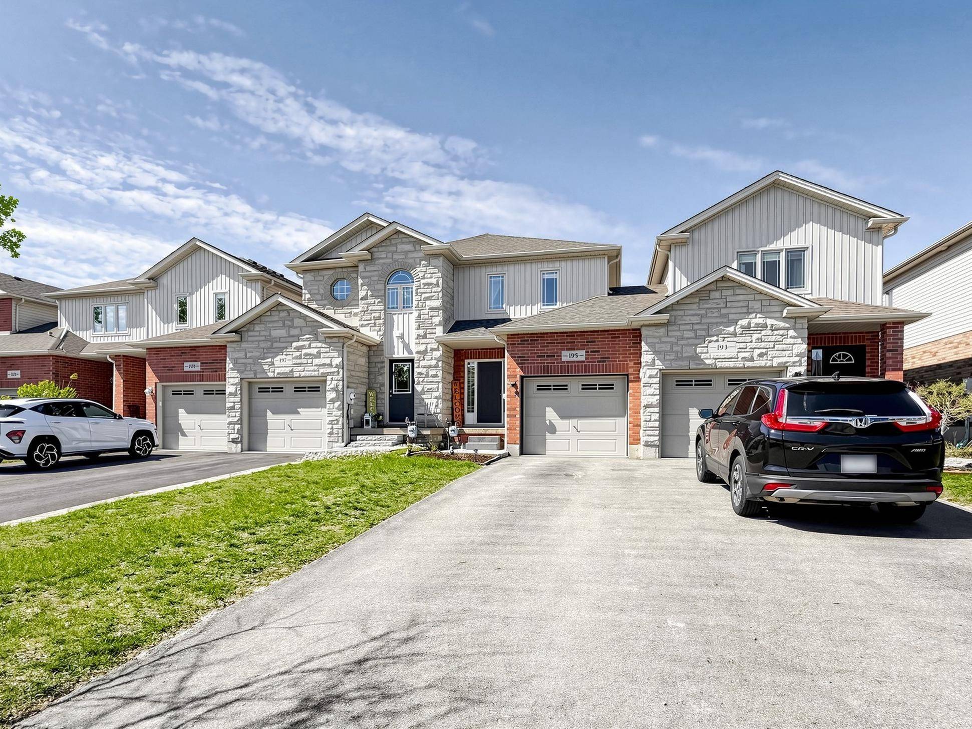 195 Banting CRES, Essa, ON L0M 1B6