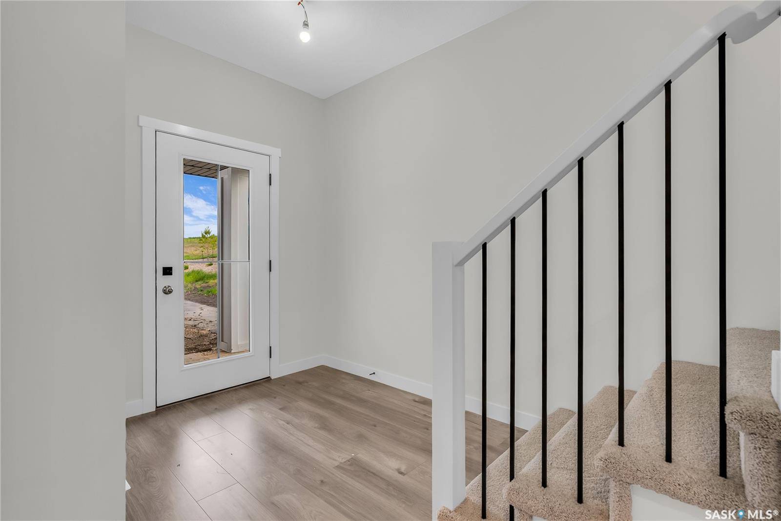 207 Amisk WAY, Saskatoon, SK S7V 1W5