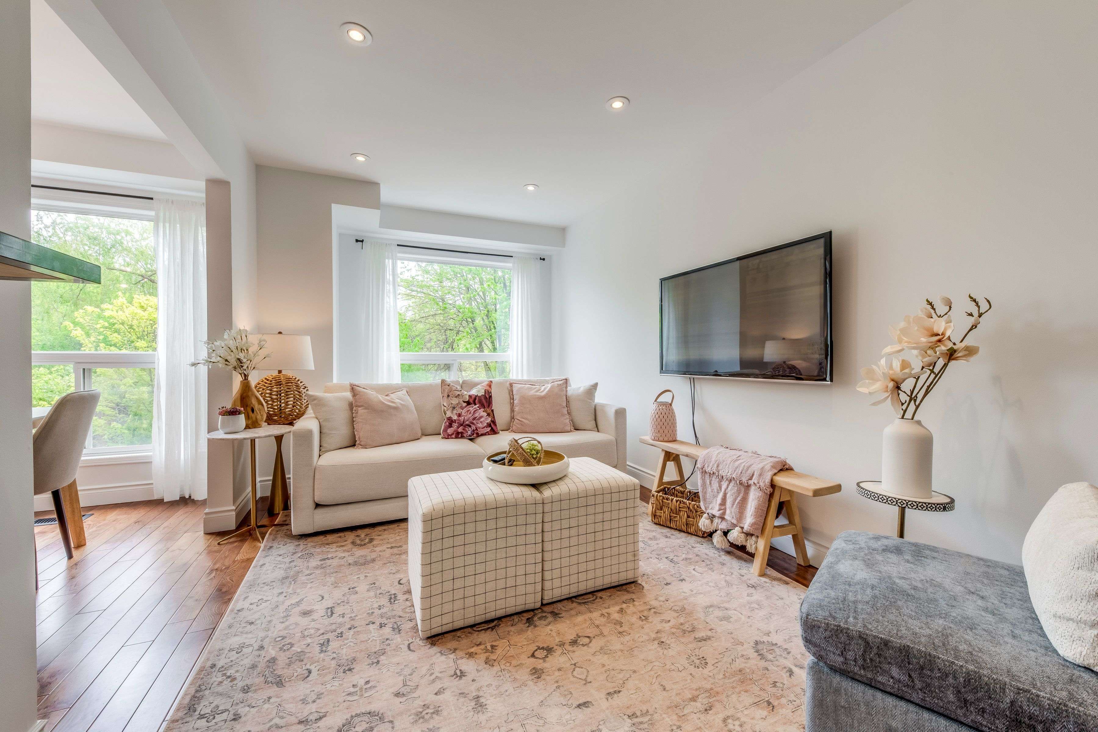 7284 Bellshire Gate #43, Mississauga, ON L5N 8E4