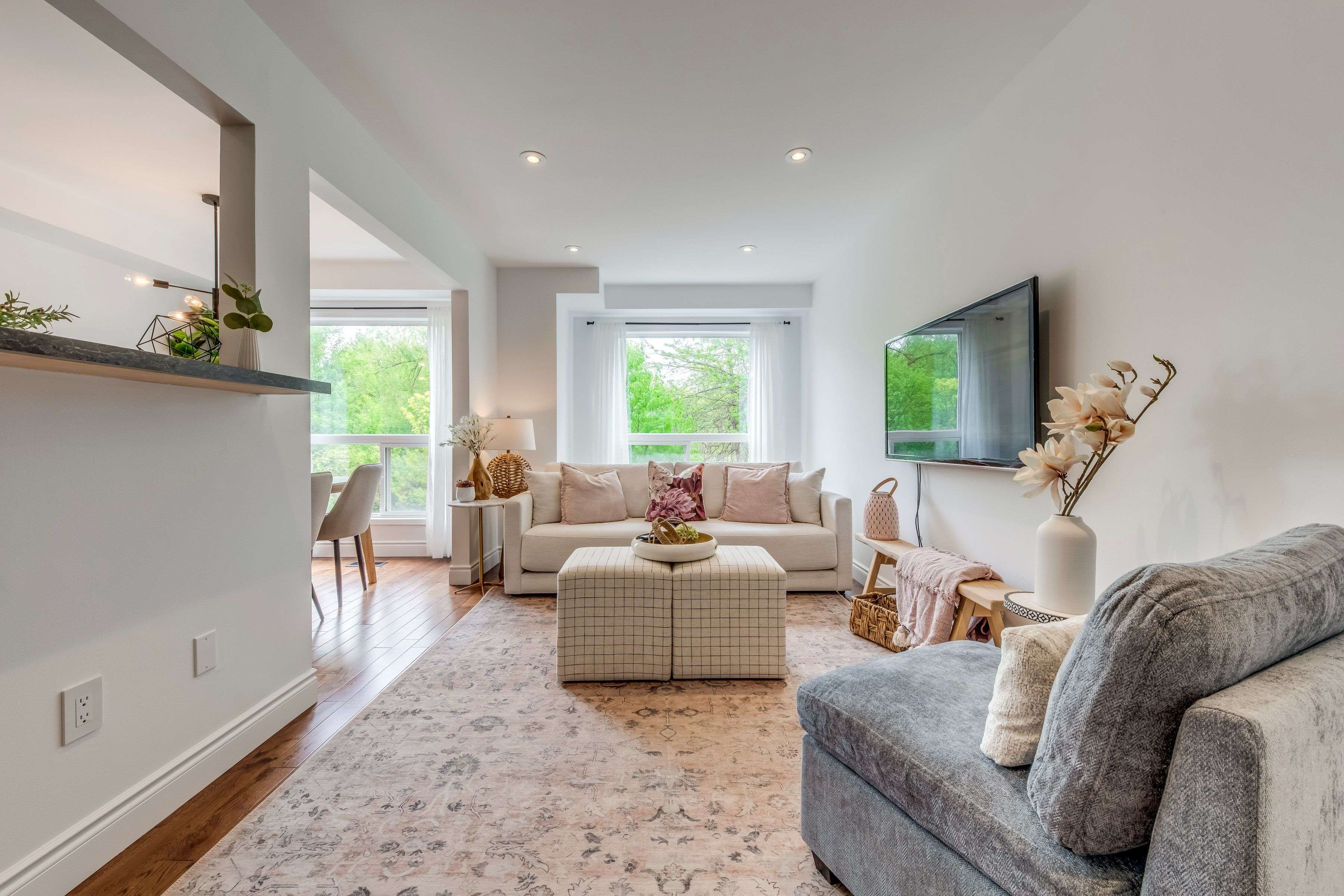 7284 Bellshire Gate #43, Mississauga, ON L5N 8E4