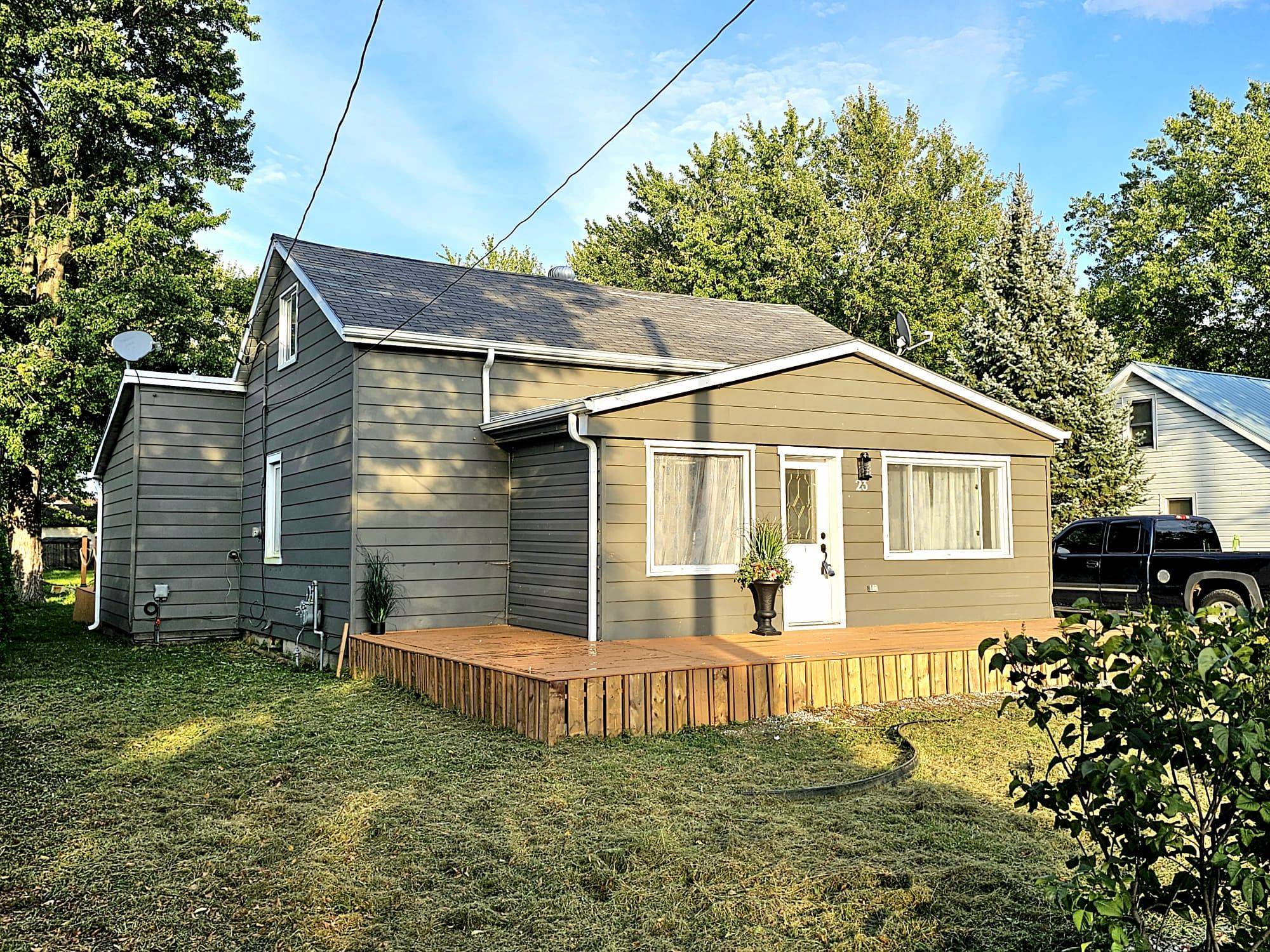 23 Ella ST S, Chatham-kent, ON N0P 2L0