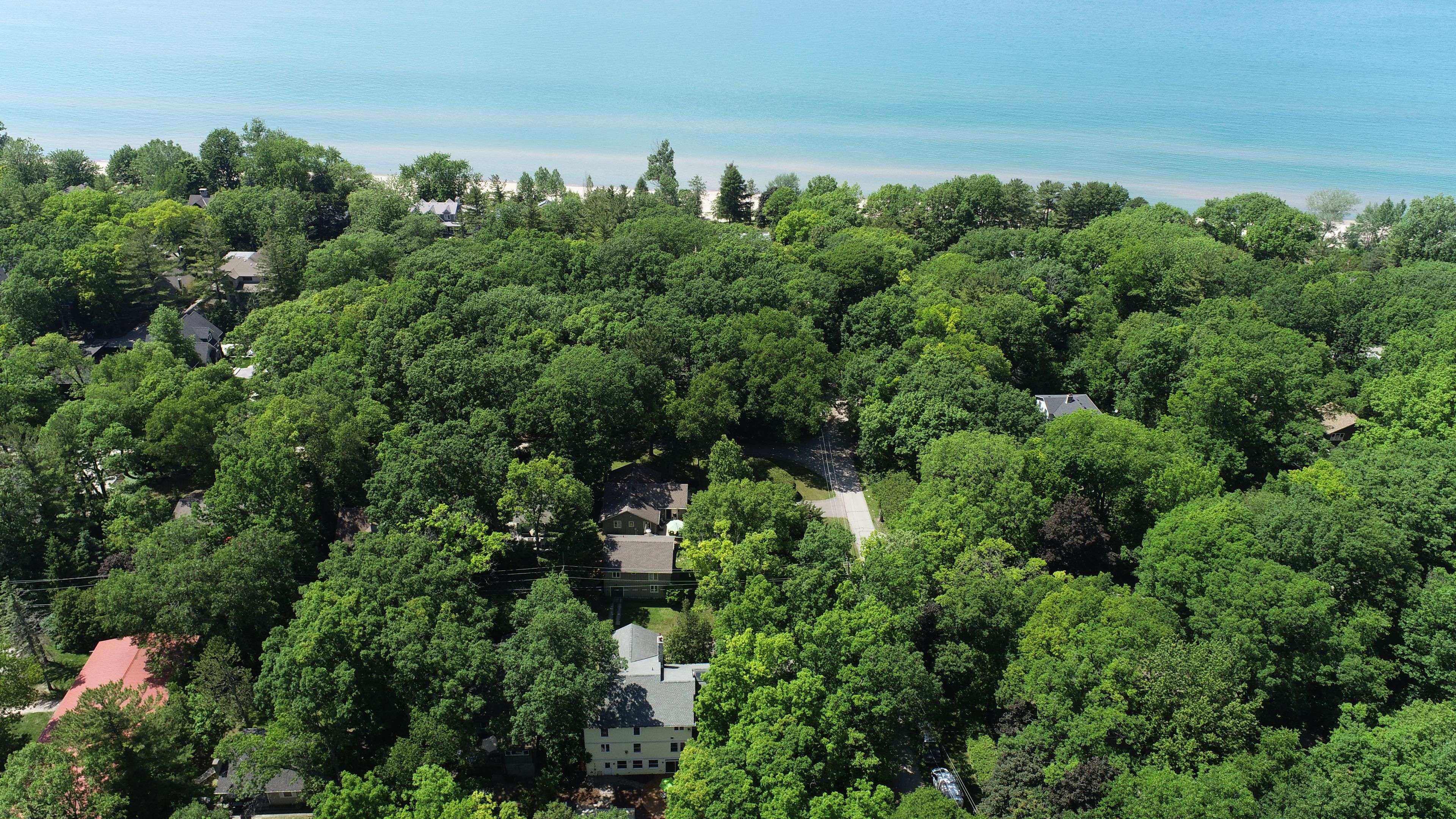 5 PHILLIP ST, South Huron, ON N0M 1T0