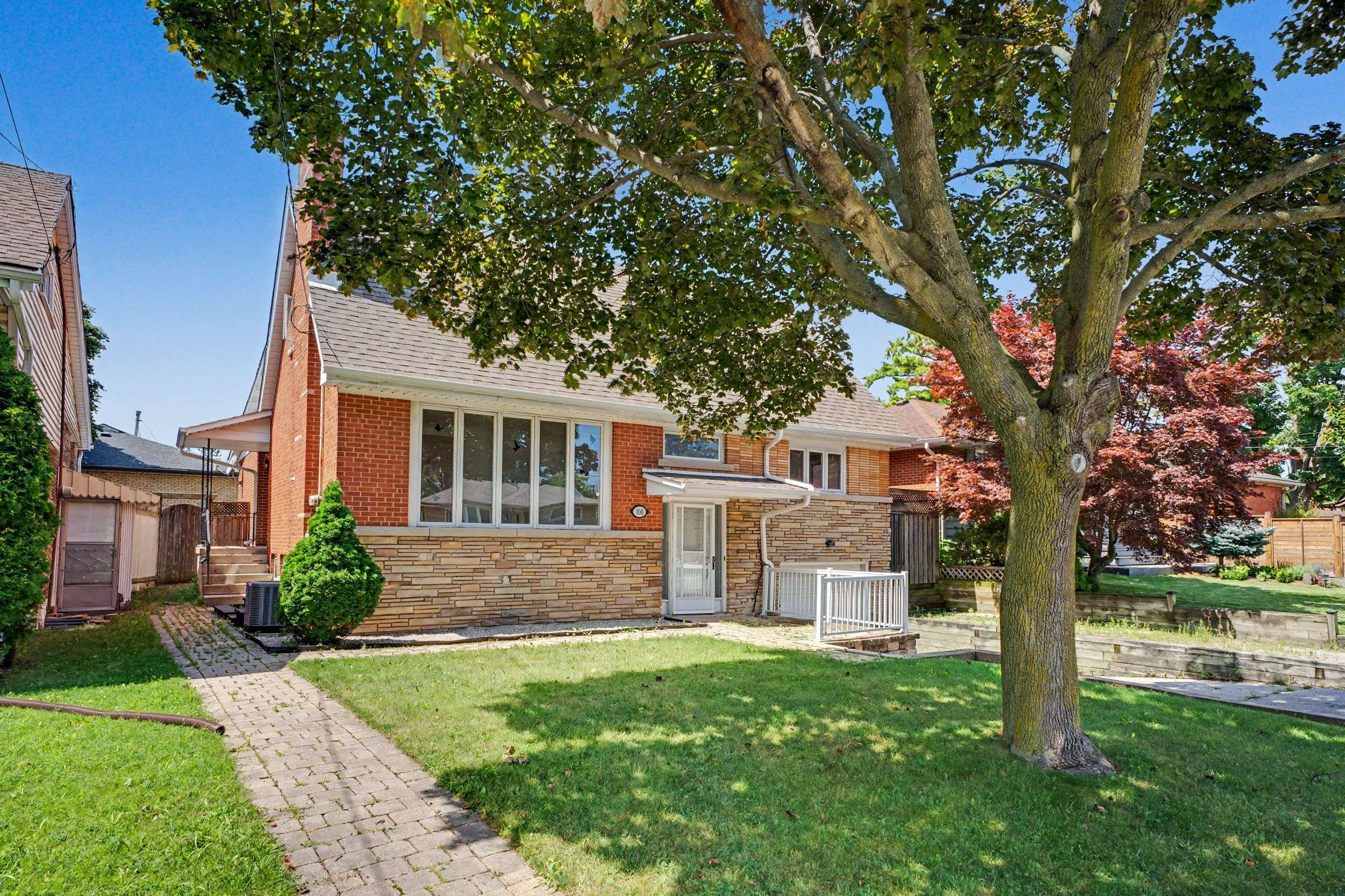 100 Hardale CRES, Hamilton, ON L8T 1Y3