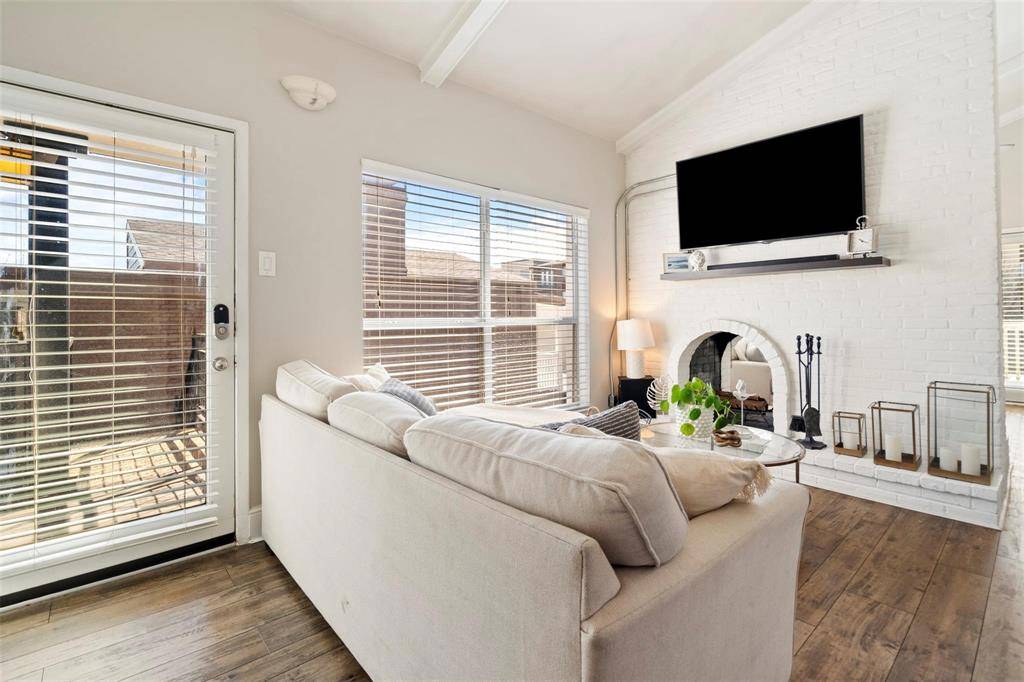 5916 Sandhurst Lane #225, Dallas, TX 75206