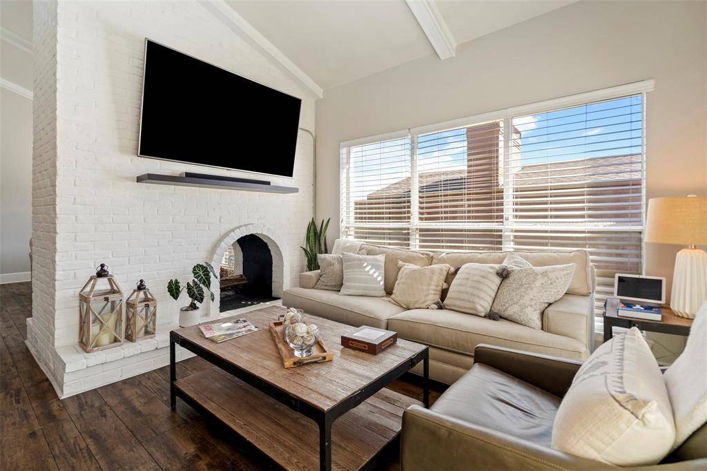 5916 Sandhurst Lane #225, Dallas, TX 75206