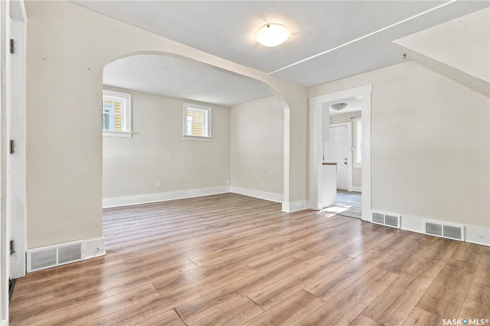 431 G AVENUE S, Saskatoon, SK S7M 1V5