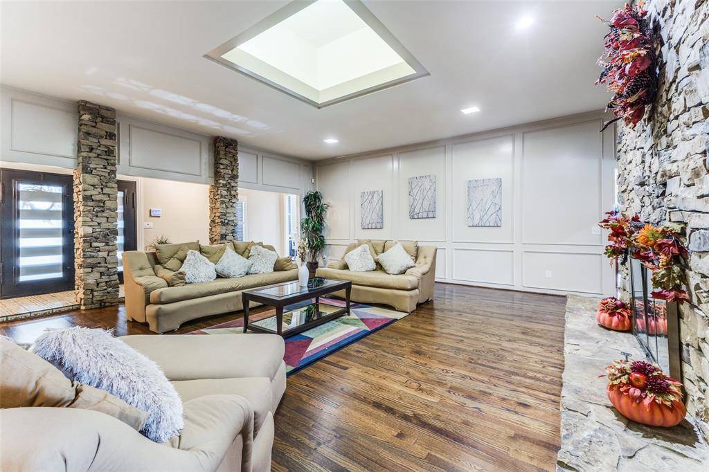 8517 Clover Meadow Drive, Dallas, TX 75243