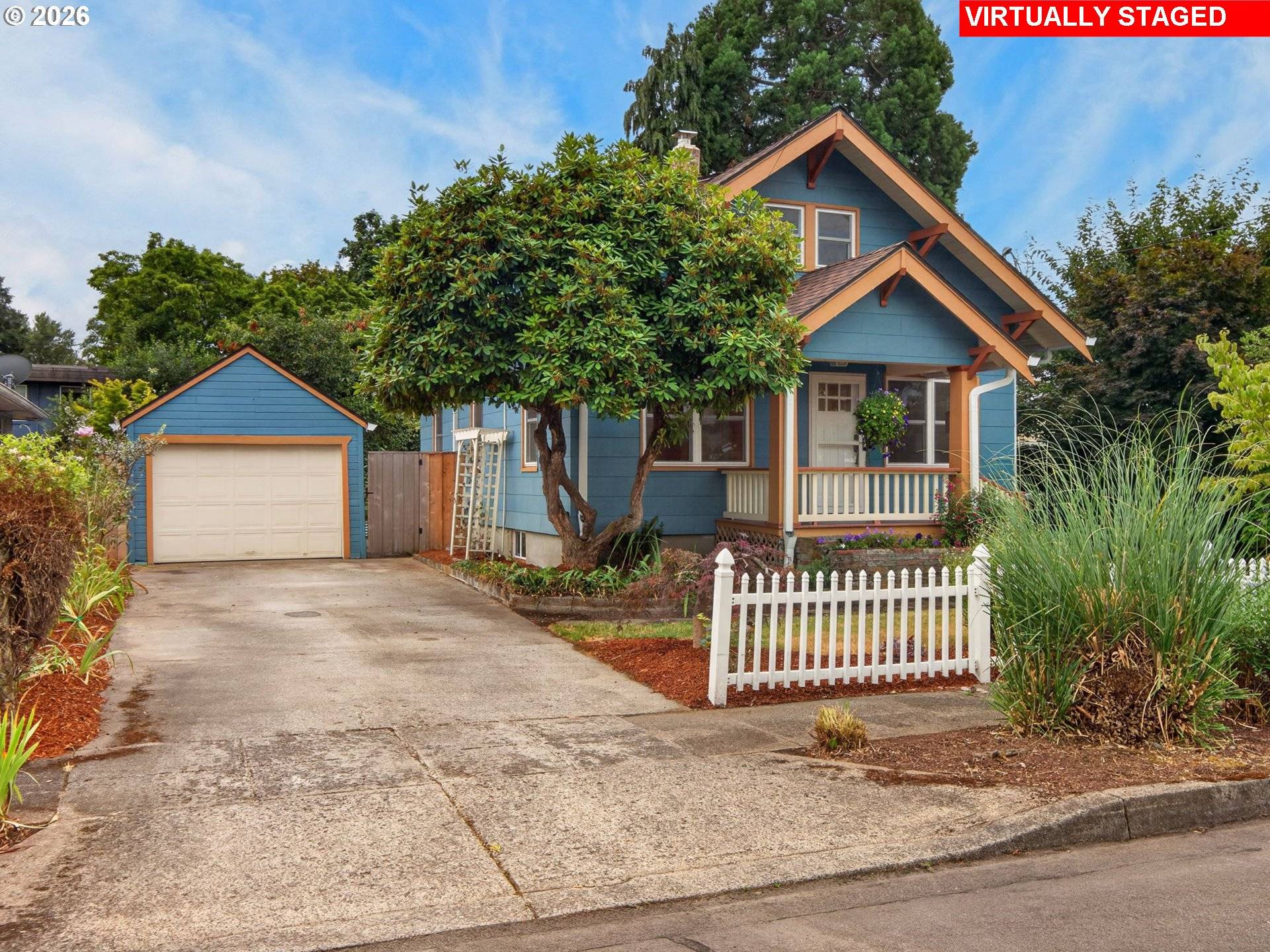 245 W BERKELEY ST, Gladstone, OR 97027