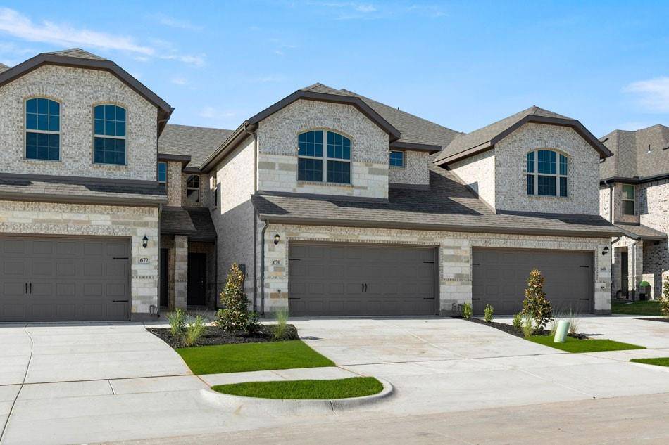 670 Sandiford, Mansfield, TX 76063