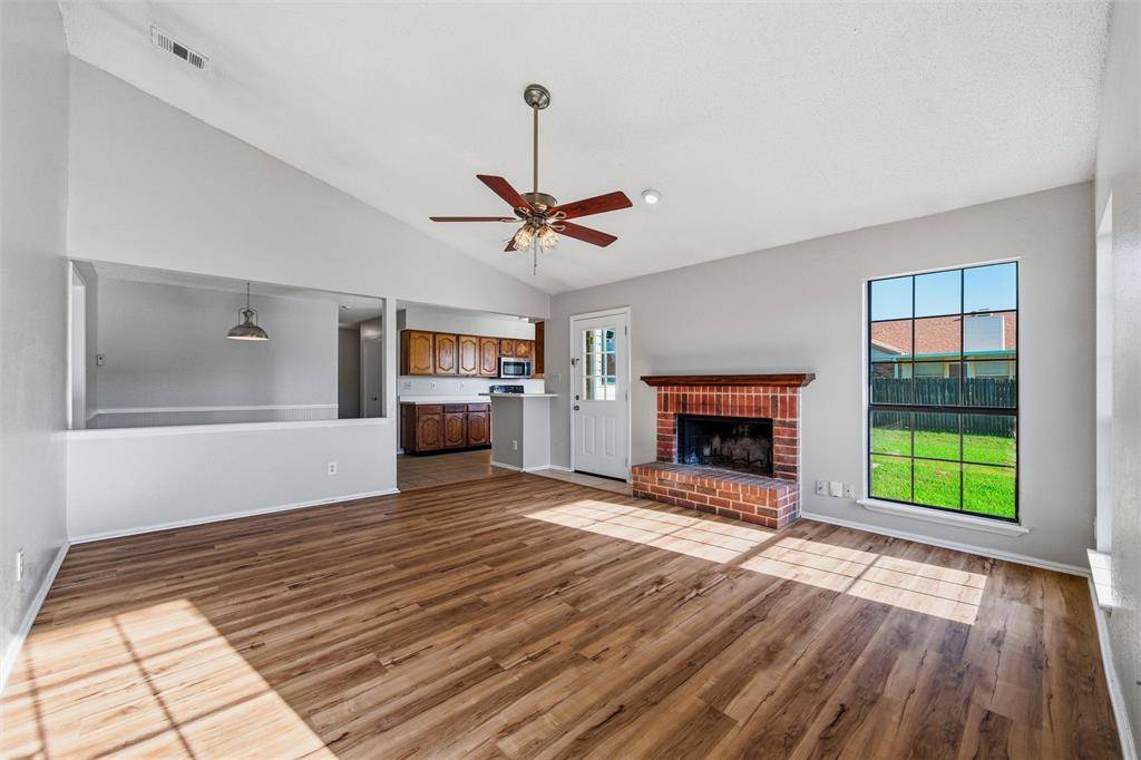 2500 Galemeadow Drive, Fort Worth, TX 76123