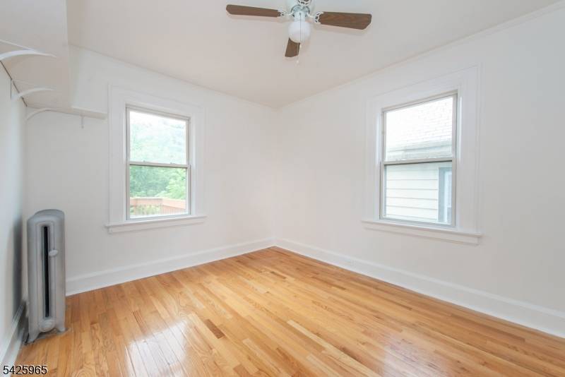 51 Riggs Pl, South Orange Village Twp., NJ 07079