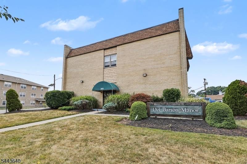 300 W Munsell Ave Cc5, Linden City, NJ 07036