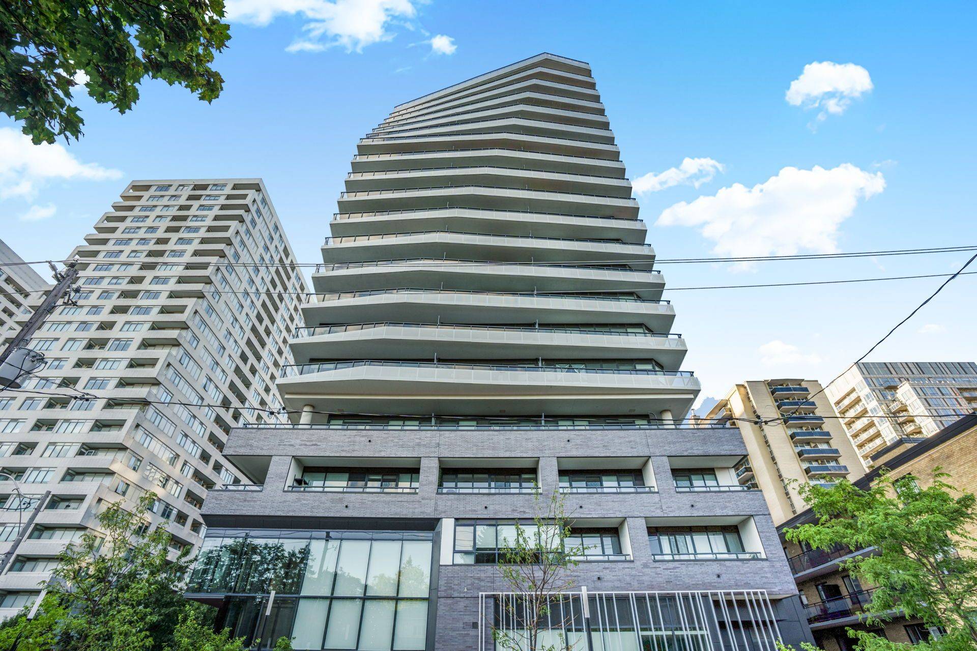 11 Lillian ST #1802, Toronto C10, ON M4S 2H7