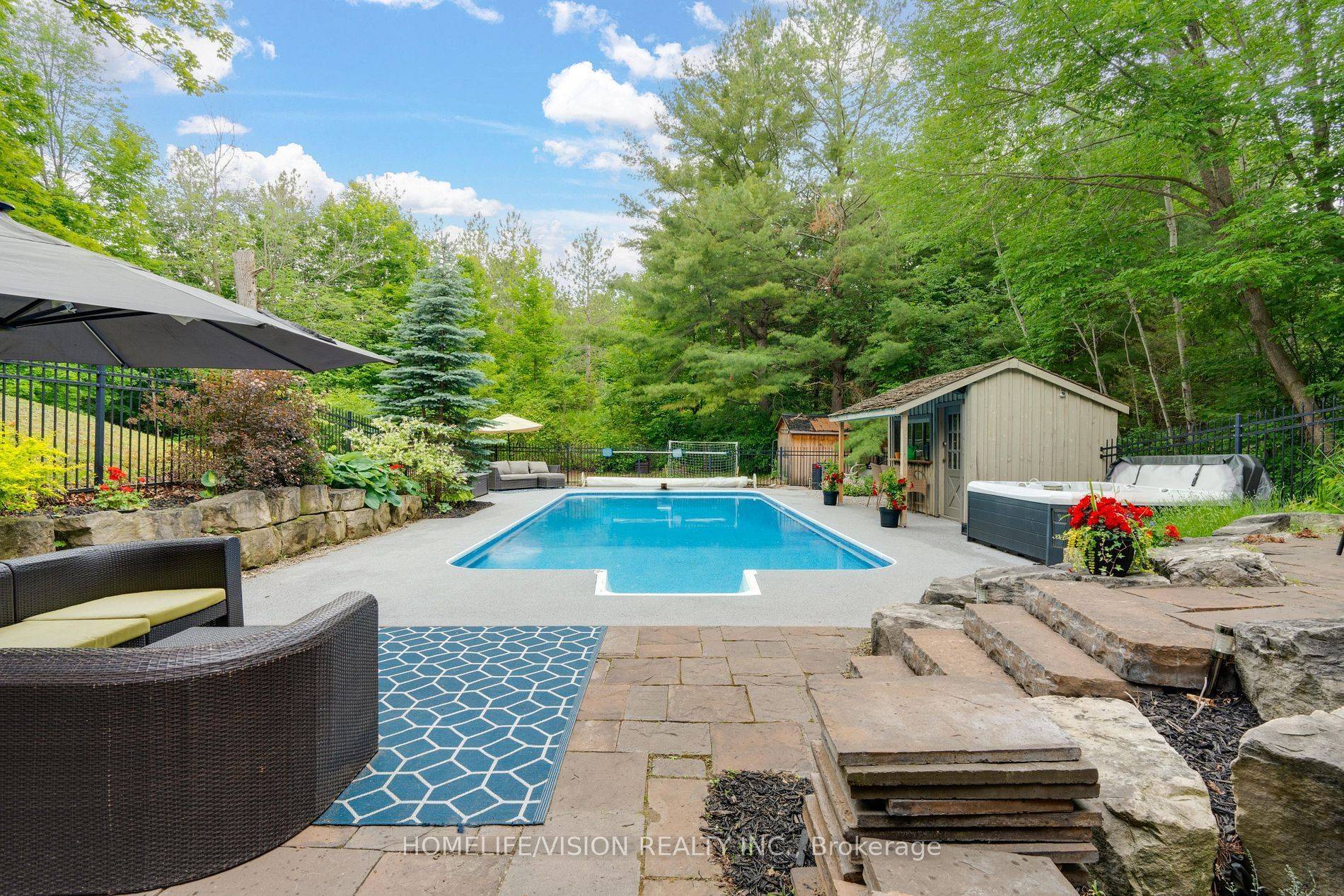 24 The Pines LN, Brock, ON L0C 1H0