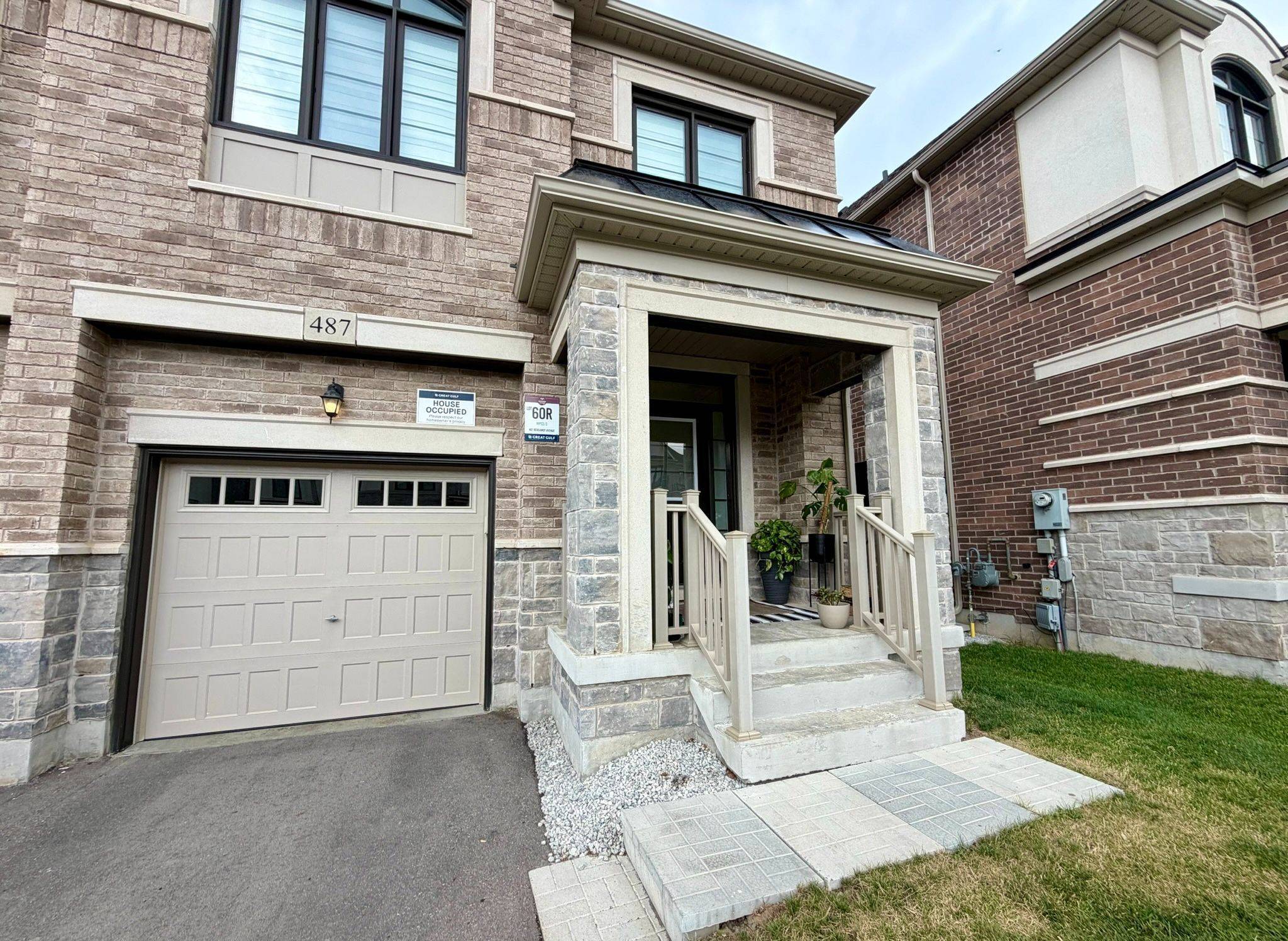 487 Bergamot AVE, Milton, ON L9E 1T8
