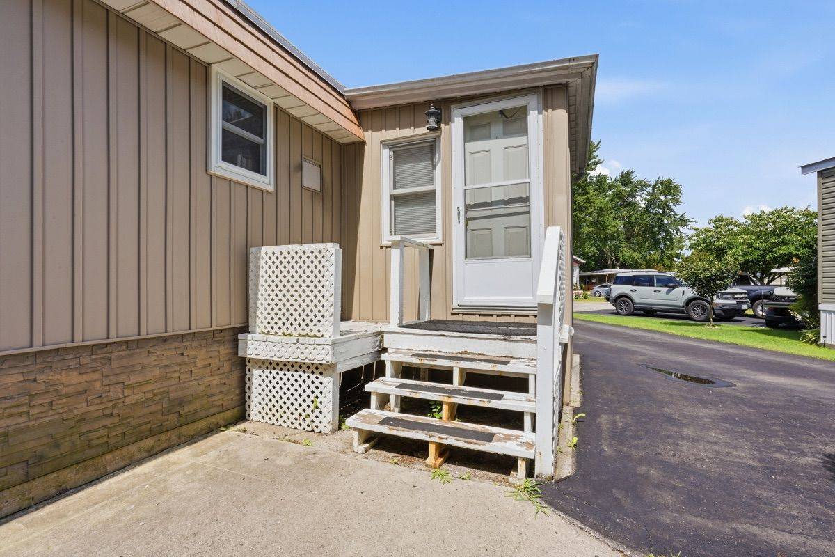 3100 Dorchester RD #34, Thames Centre, ON N0L 1G5
