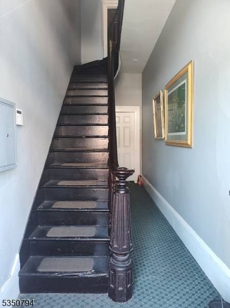 304 Front St #7, Belvidere Twp., NJ 07823