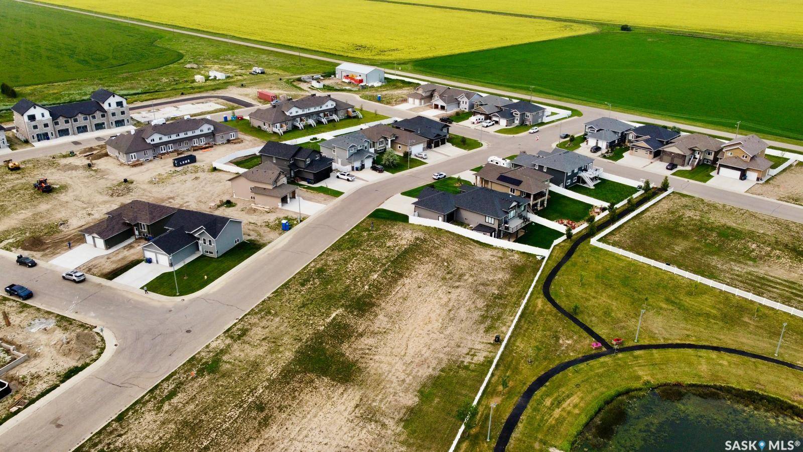 415 Prairie View DRIVE, Dundurn, SK S0K 1K1