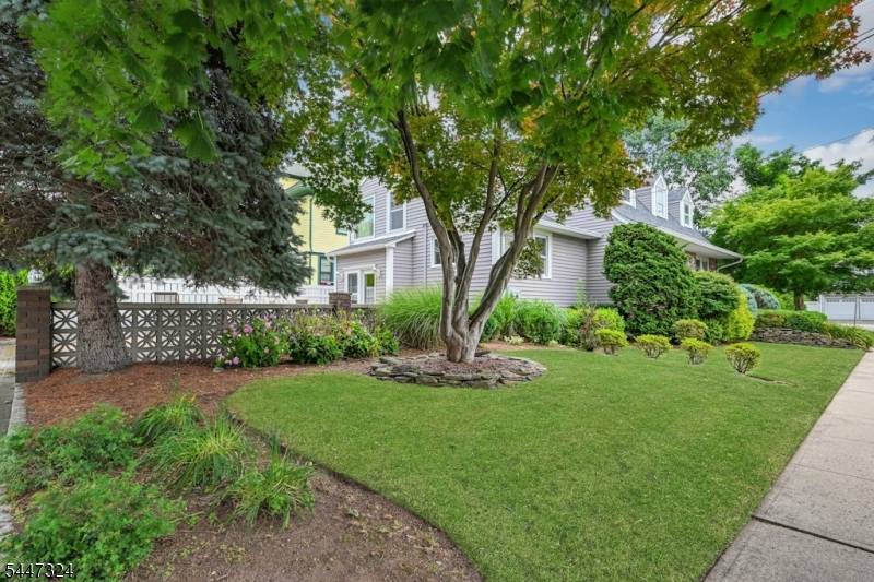 1 Buena Vista Ave, Hawthorne Boro, NJ 07506