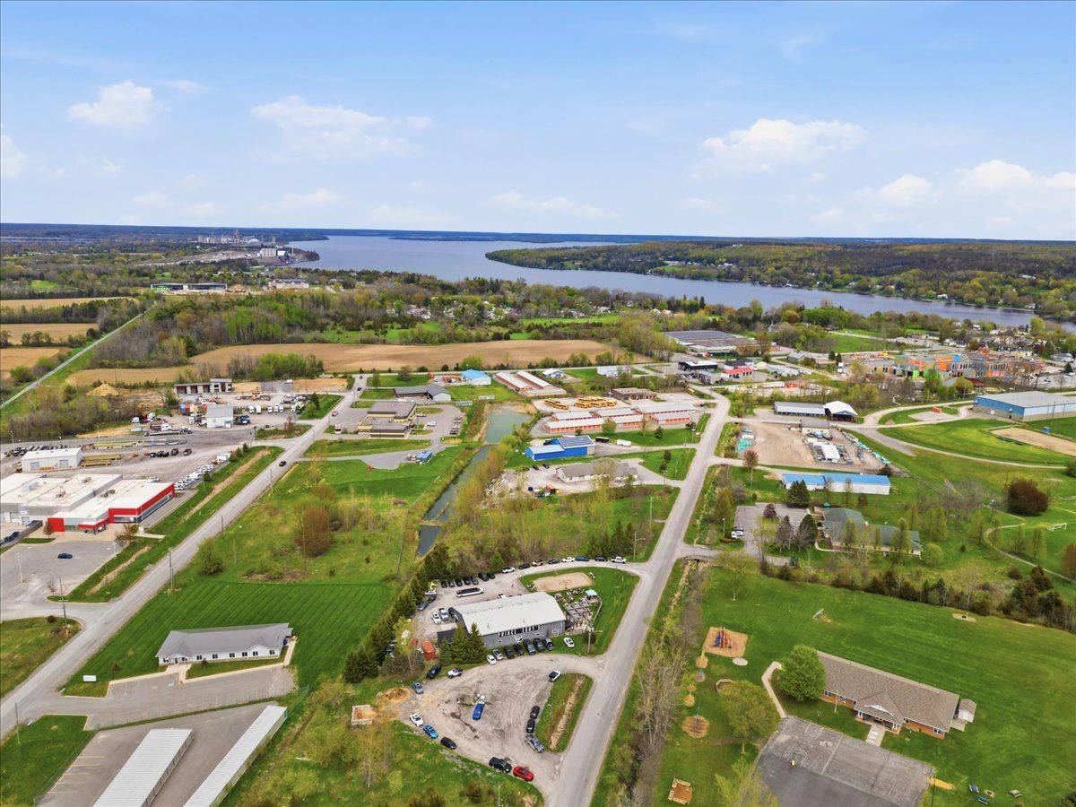 13 MacSteven DR, Prince Edward County, ON K0K 2T0