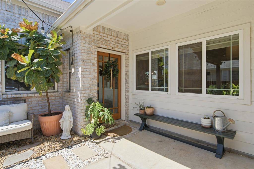 616 Coleman Street, Aubrey, TX 76227