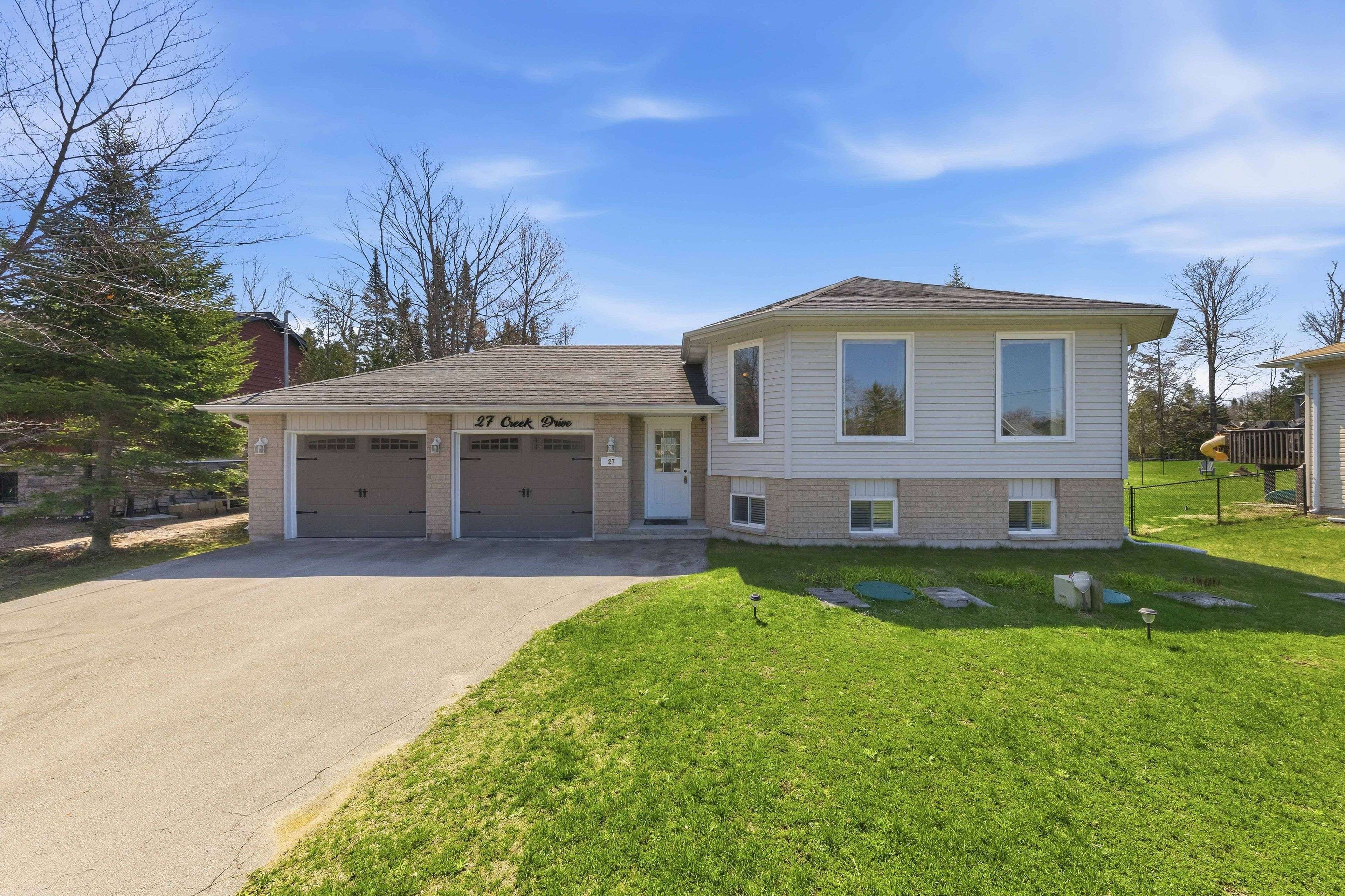 27 Creek DR, Georgina, ON L0E 1N0