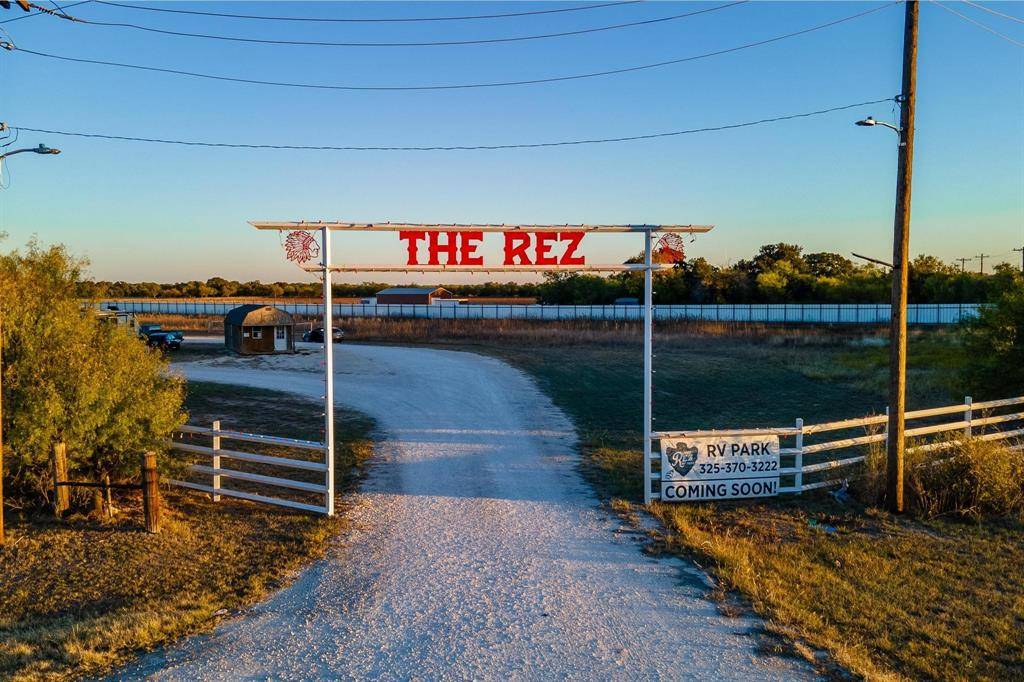 1221 CR 162, Lawn, TX 79530