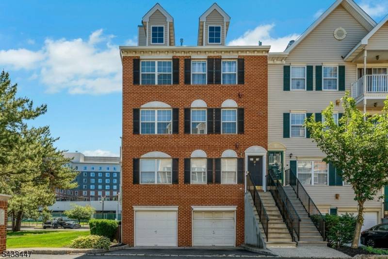 72 Marrow St, Newark City, NJ 07103