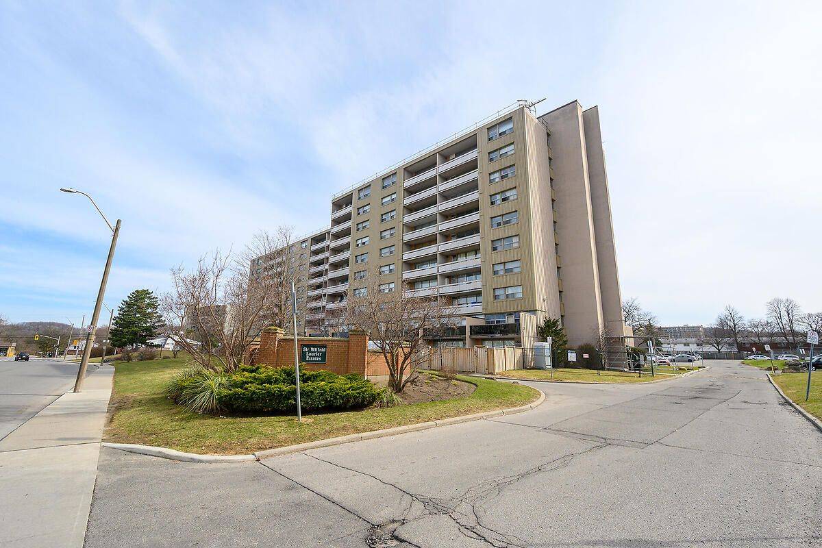 15 Albright RD #811, Hamilton, ON L8K 5J2
