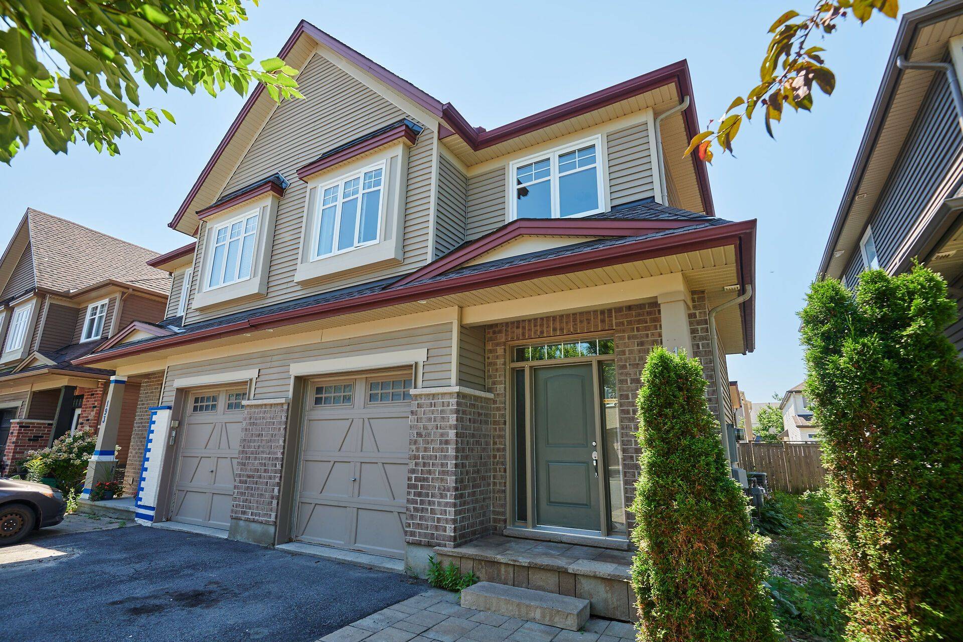 191 FLAT SEDGE CRES, Blossom Park - Airport And Area, ON K1T 0G9