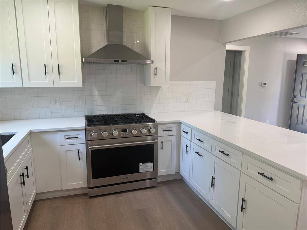 1123 Hansboro Avenue, Dallas, TX 75224