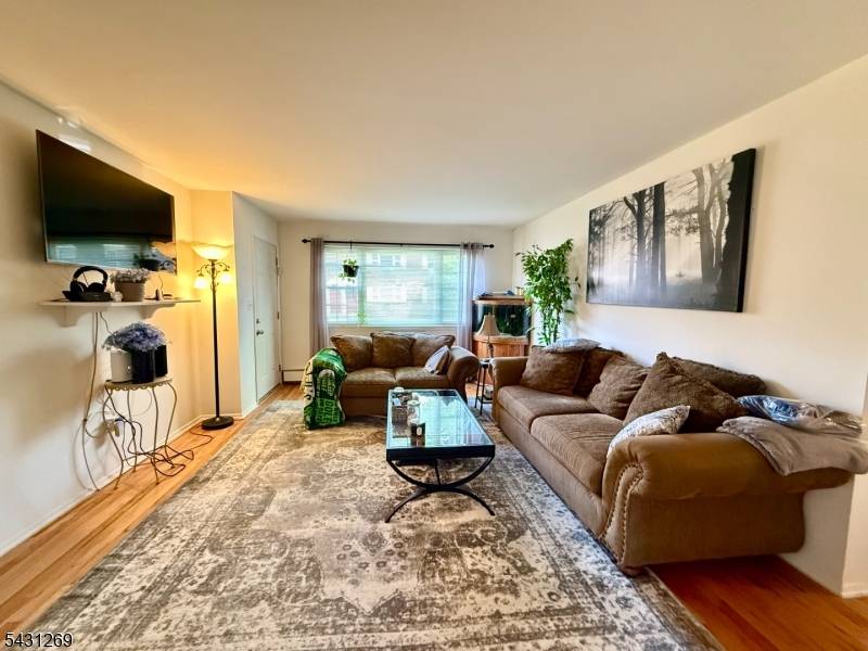 1241A Valley Rd #1241, Wayne Twp., NJ 07470
