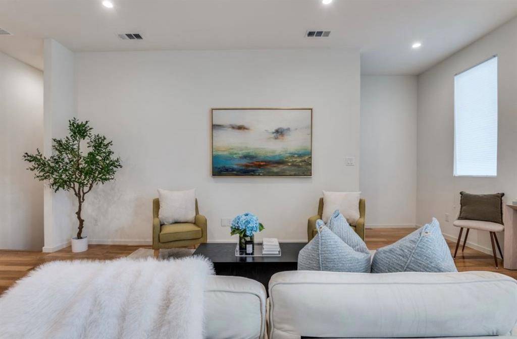 3812 San Jacinto Street #207, Dallas, TX 75204