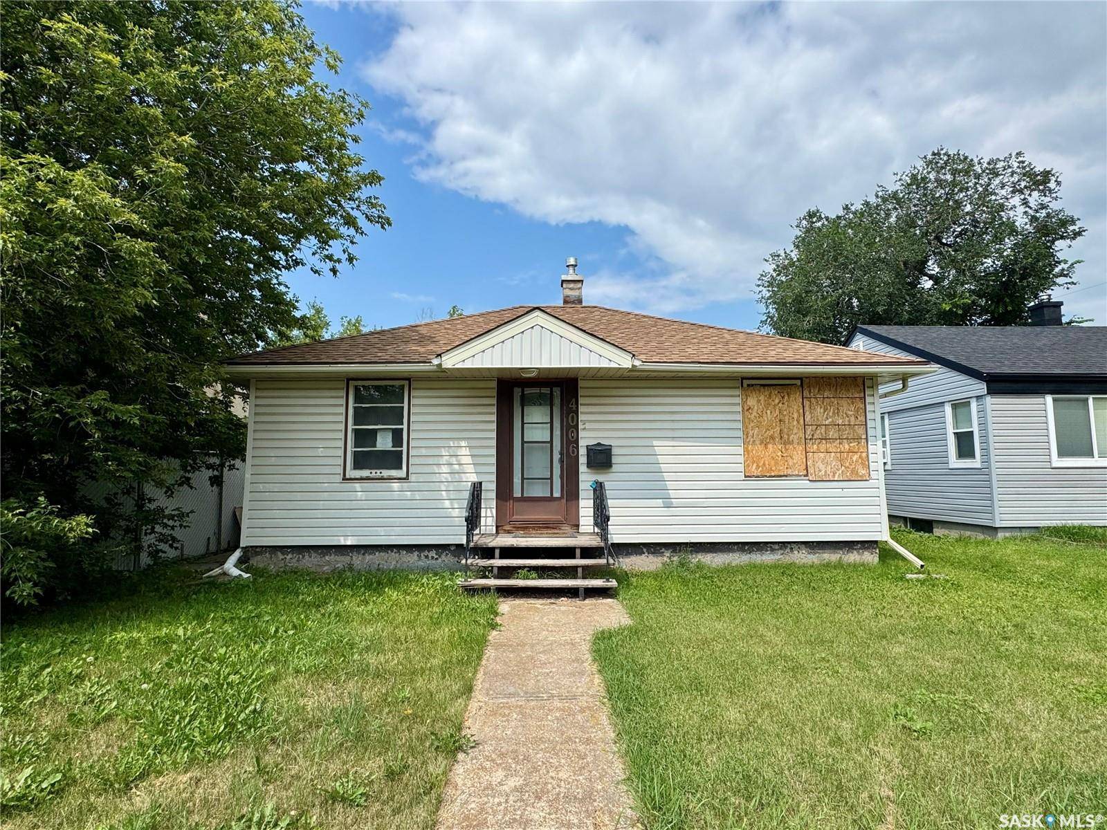 4006 4th AVENUE, Regina, SK S4R 0V9