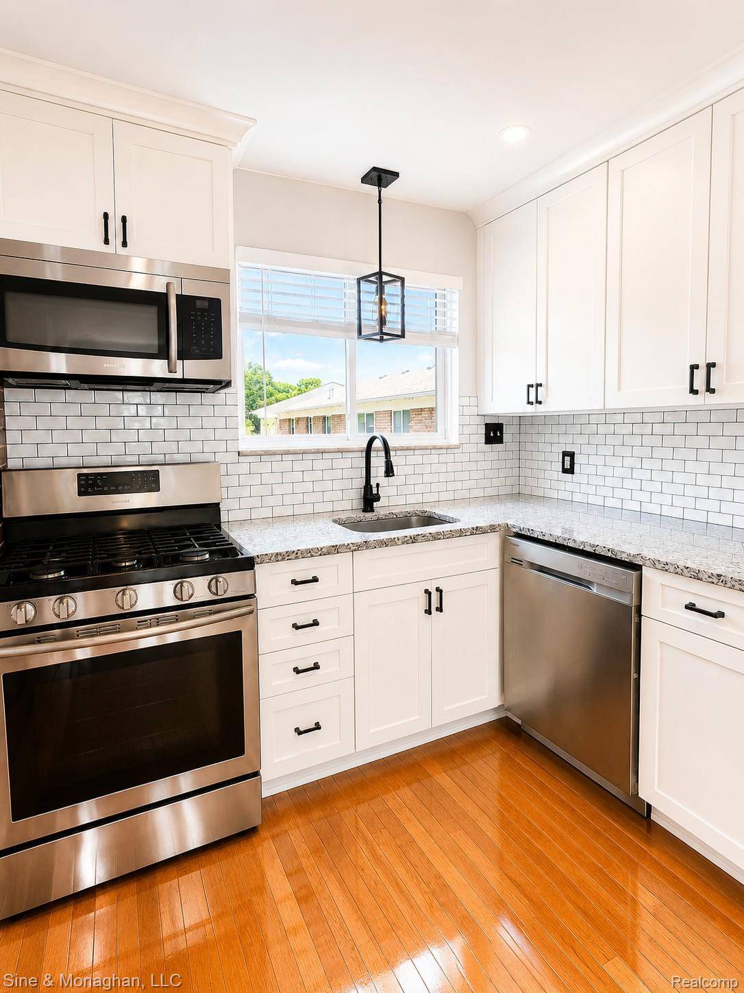 433 Miller AVE #203, Rochester, MI 48307