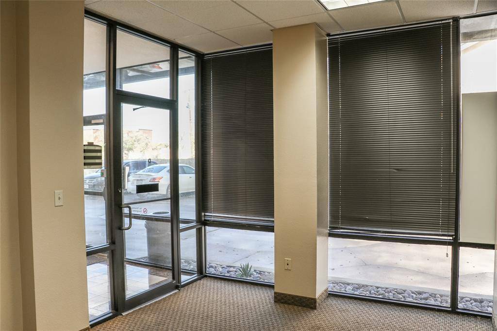 6750 Locke Avenue, Fort Worth, TX 76116