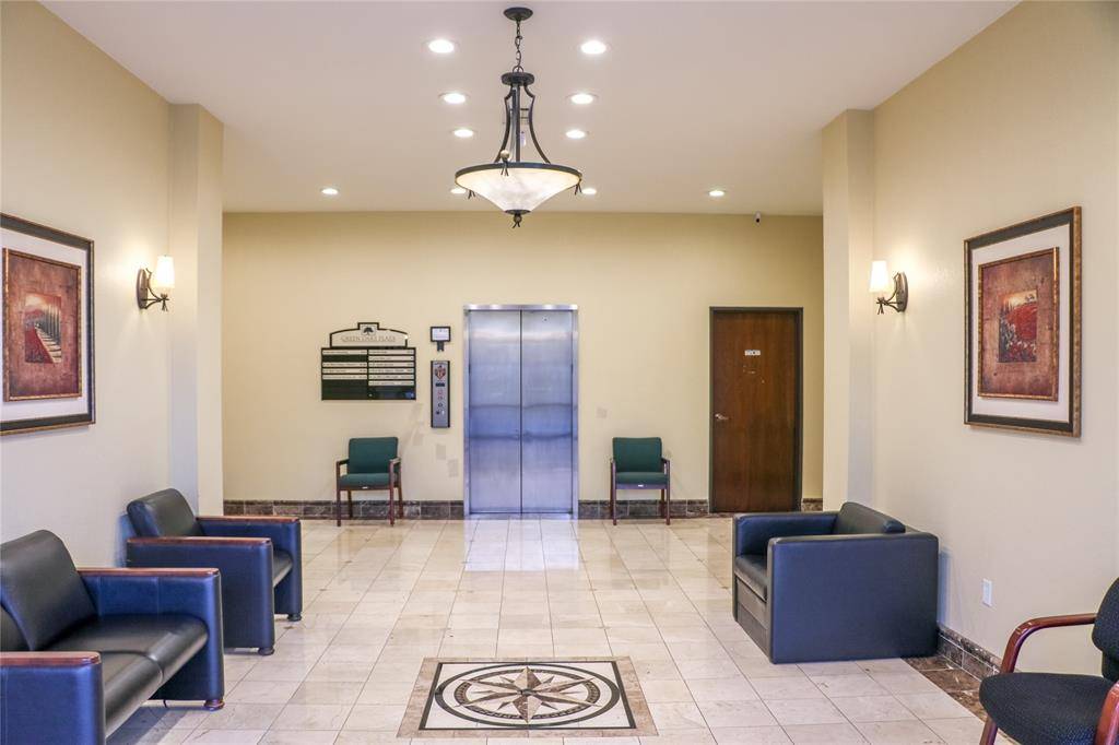 6750 Locke Avenue, Fort Worth, TX 76116