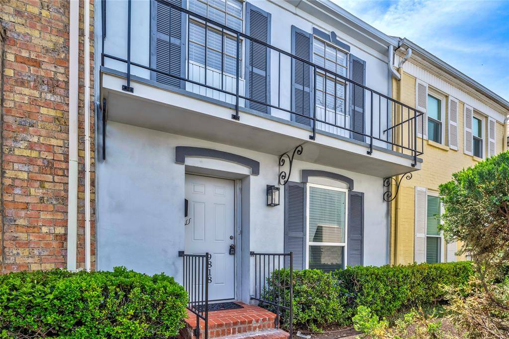 9818 Valley Meadow Place, Dallas, TX 75220