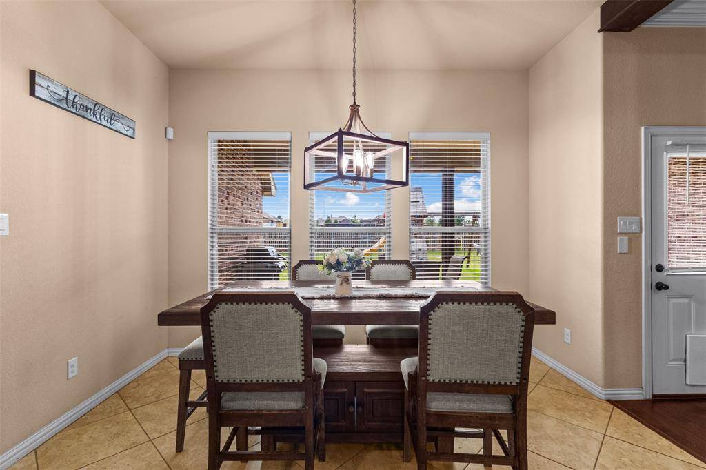 129 High Vista Road, Decatur, TX 76234